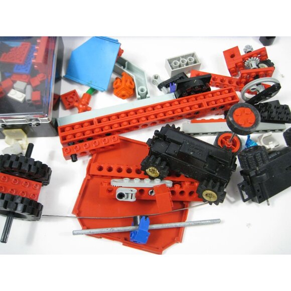 Lego Vintage 1984 Storage Travel Carry Case Assorted LOT Bricks Wheels Snap Lid - Picture 16 of 16